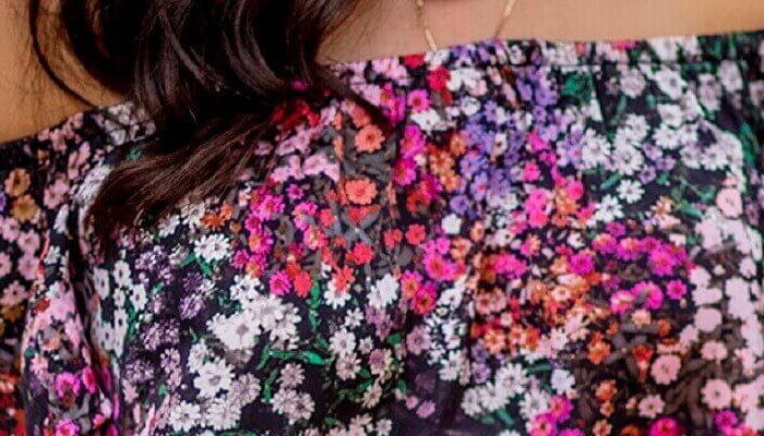 Най-модерните дамски блузи за пролетта