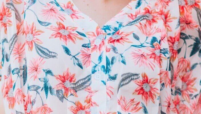 Дамски ризи за пролетта: тенденции